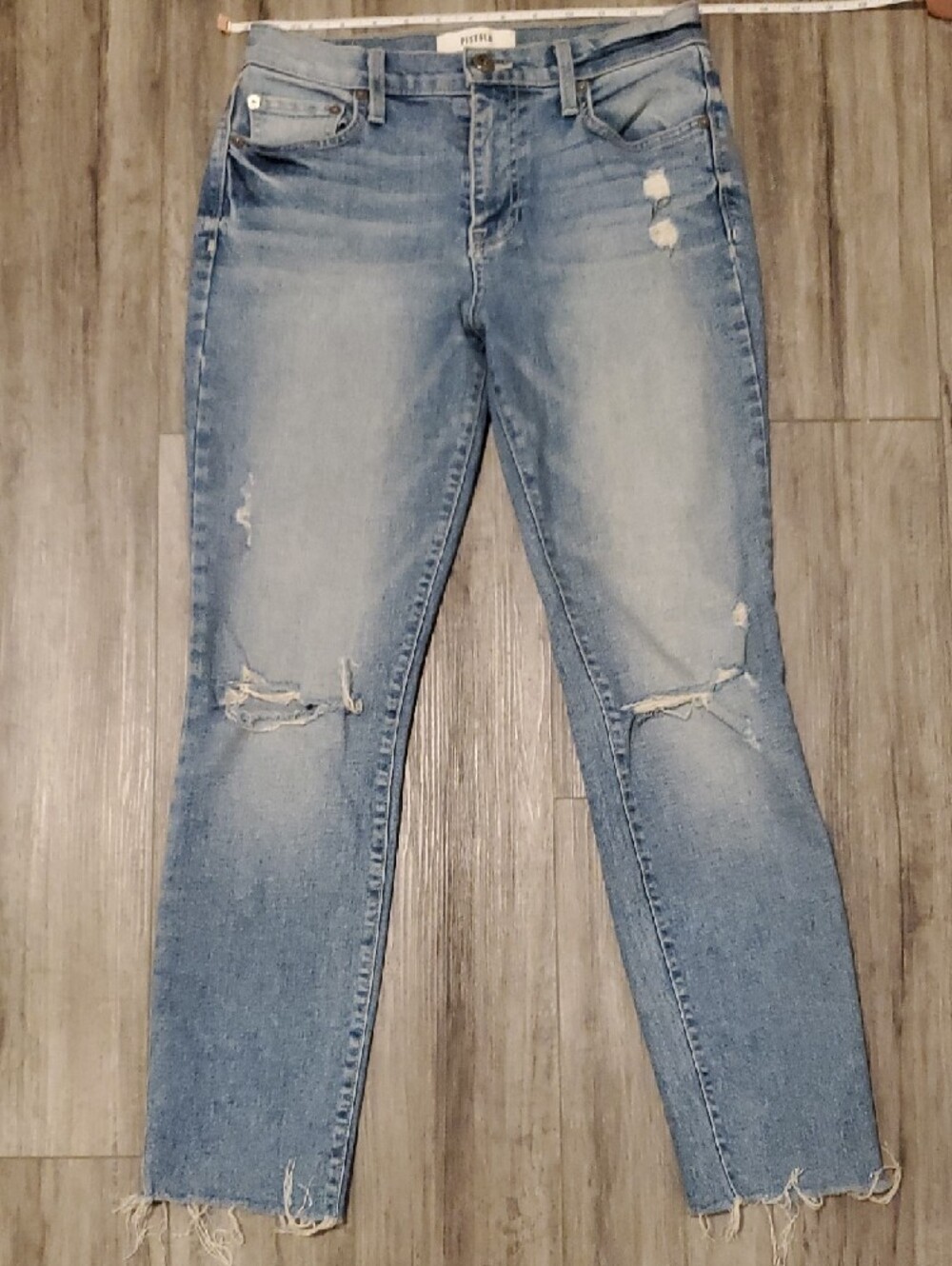 Pistola Monroe Slim Straight Jean "ascending" distressed with raw hem size 26